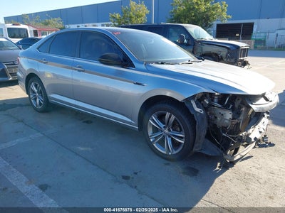VOLKSWAGEN JETTA 2019