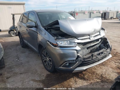 MITSUBISHI OUTLANDER 2016