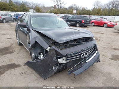 INFINITI FX35 2012