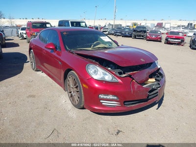 PORSCHE PANAMERA 2011