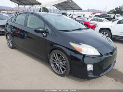 TOYOTA PRIUS 2011
