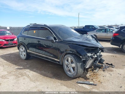 VOLKSWAGEN TOUAREG 2012