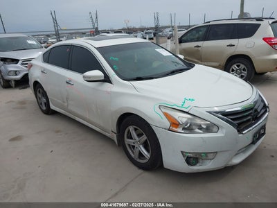 NISSAN ALTIMA 2015