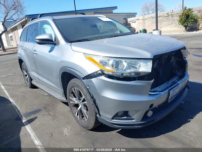 TOYOTA HIGHLANDER 2016