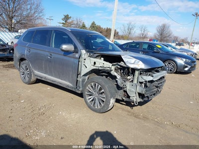 MITSUBISHI OUTLANDER 2020