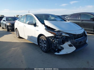 TOYOTA PRIUS PRIME 2021