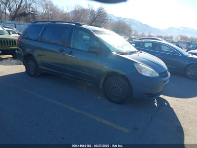 TOYOTA SIENNA 2004
