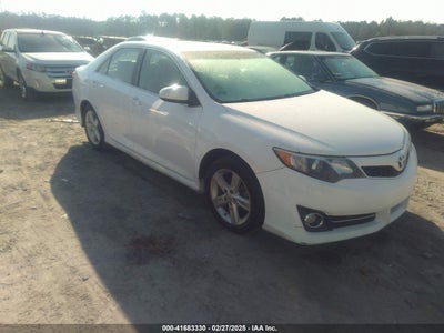TOYOTA CAMRY 2014