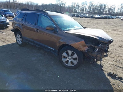 SUBARU OUTBACK 2011