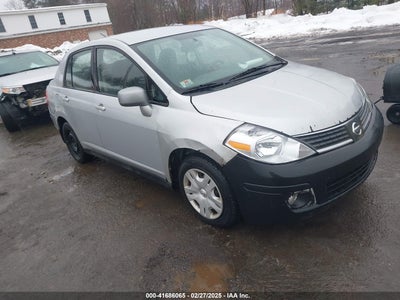 NISSAN VERSA 2011
