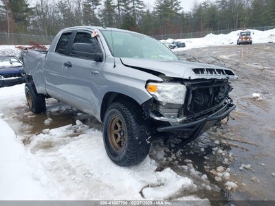 TOYOTA TUNDRA 2015