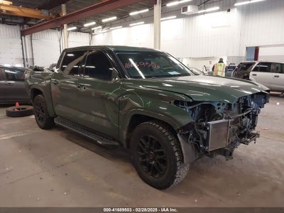TOYOTA TUNDRA 2022