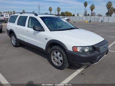 VOLVO XC70 2004