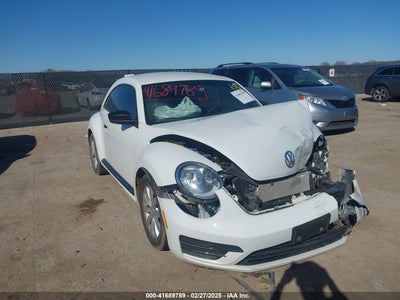 VOLKSWAGEN BEETLE 2017