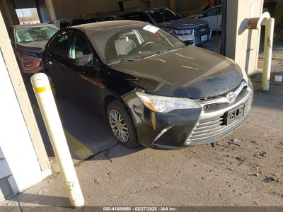 TOYOTA CAMRY 2015