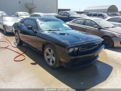DODGE CHALLENGER 2013