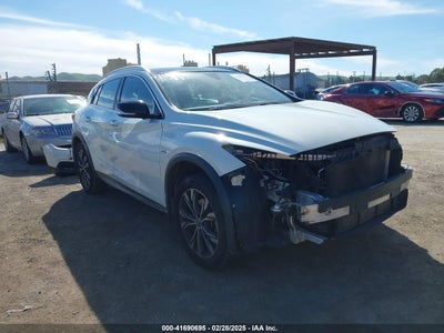 INFINITI QX30 2018