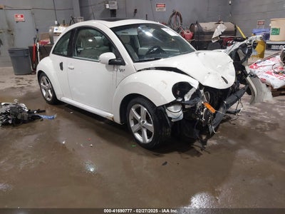 VOLKSWAGEN NEW BEETLE 2008