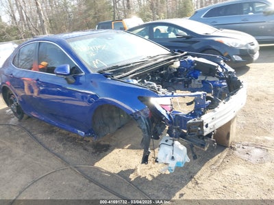 TOYOTA CAMRY 2018