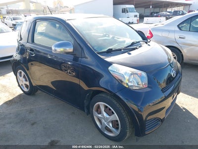 SCION IQ 2012
