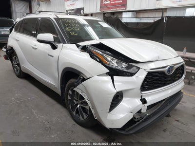 TOYOTA HIGHLANDER 2020