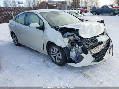 TOYOTA PRIUS 2017