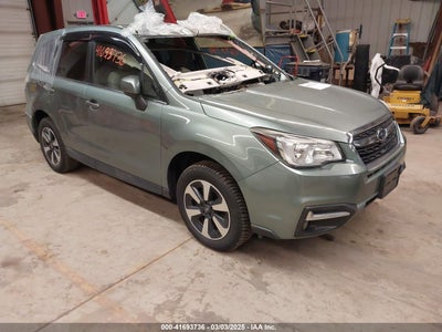 SUBARU FORESTER 2017