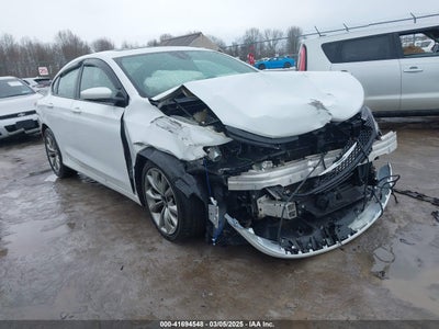 CHRYSLER 200 2015