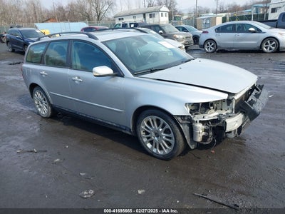 VOLVO V50 2005