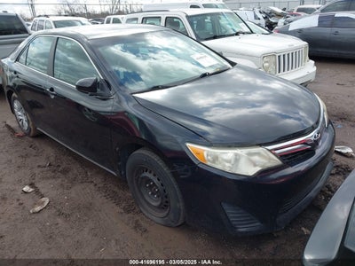 TOYOTA CAMRY 2012