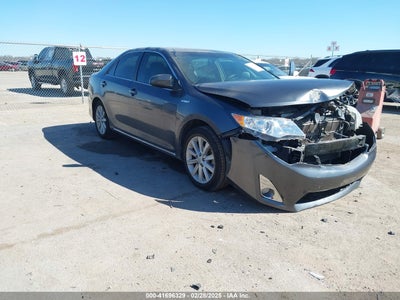 TOYOTA CAMRY HYBRID 2013