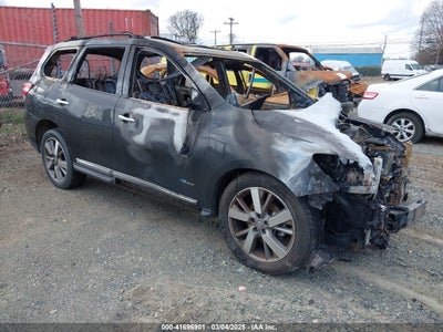 NISSAN PATHFINDER HYBRID 2014