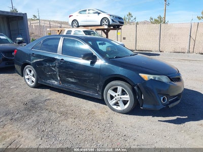 TOYOTA CAMRY 2012