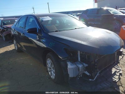 TOYOTA CAMRY HYBRID 2015