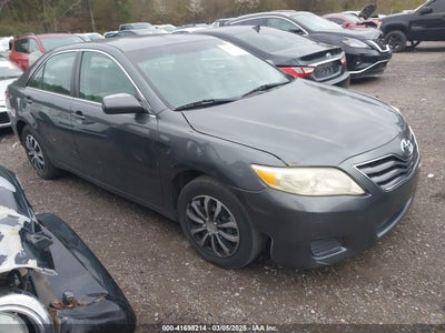 TOYOTA CAMRY 2011