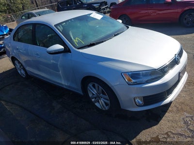VOLKSWAGEN JETTA 2012