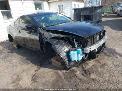 INFINITI G37 2012