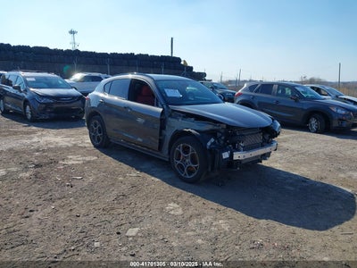 ALFA ROMEO STELVIO 2022