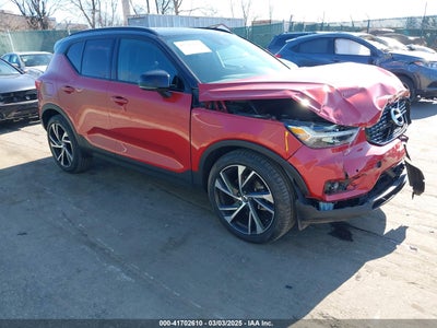 VOLVO XC40 2020