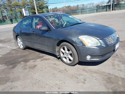 NISSAN MAXIMA 2004
