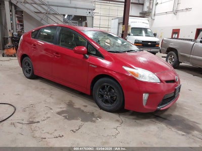 TOYOTA PRIUS 2015