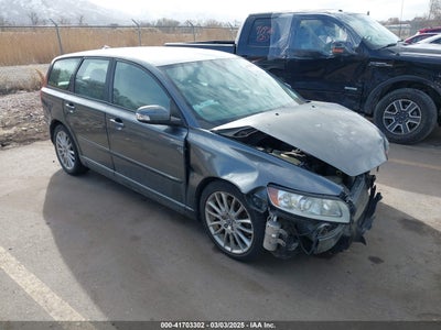 VOLVO V50 2010