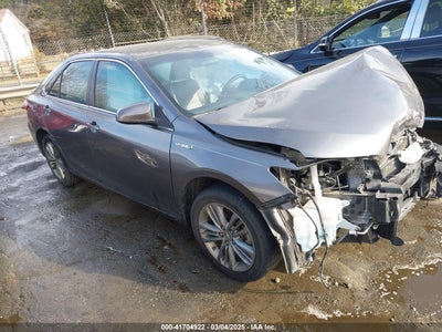TOYOTA CAMRY HYBRID 2015