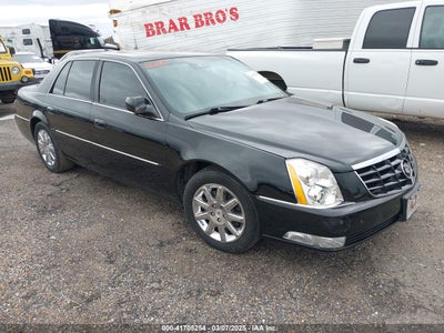 CADILLAC DTS 2011