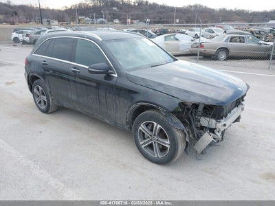 MERCEDES-BENZ GLC 300 2017