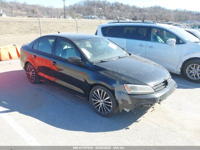 VOLKSWAGEN JETTA 2016