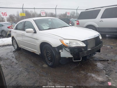 CHRYSLER 200 2011