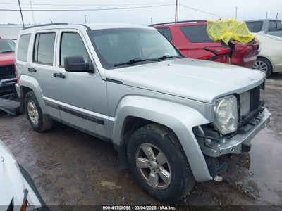JEEP LIBERTY 2012