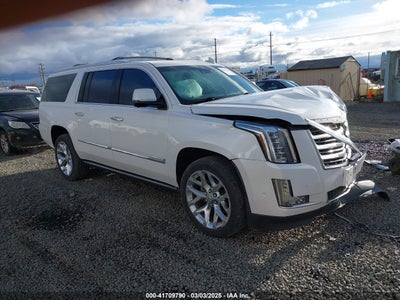 CADILLAC ESCALADE ESV 2019