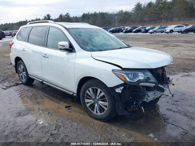 NISSAN PATHFINDER 2017